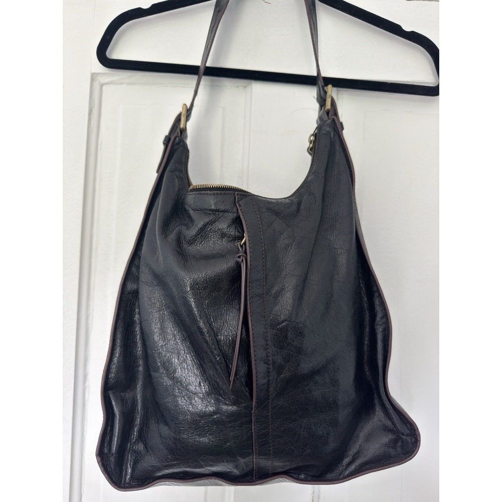 Hobo International Marley Leather Shoulder Bag Black Leather Zipper Lightweight